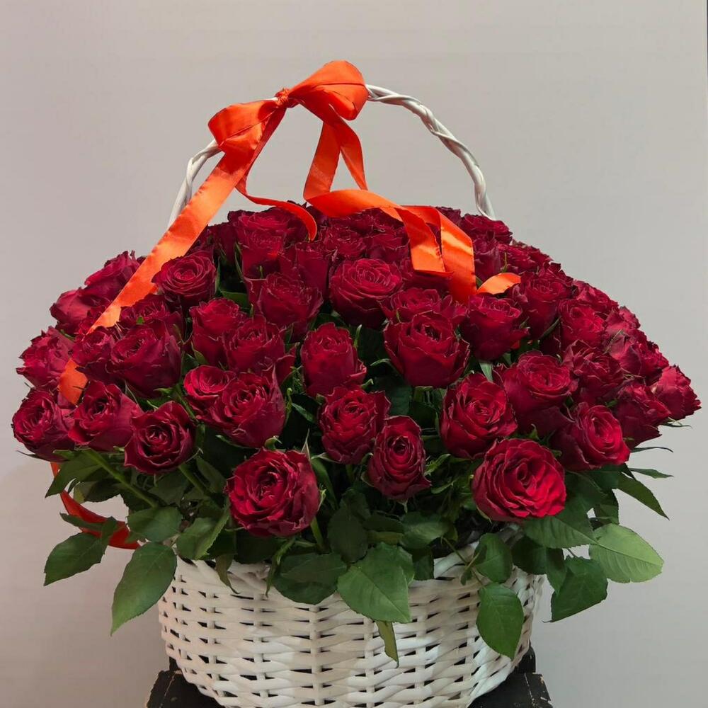 Корзина из роз 101 шт